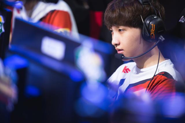 屡屡显现 屡屡显现