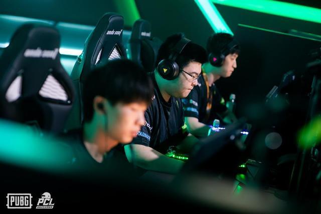 差距悬殊：库里中国行的热潮与雷霆杰伦威的冷遇