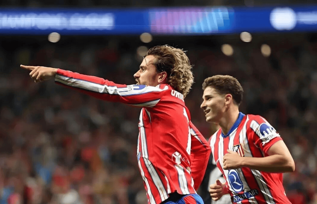 球场以低饱 球场以低饱